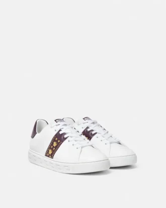 sneakers mit greca verzierung 2 1 330x413 - Sneakers mit Greca-Verzierung
